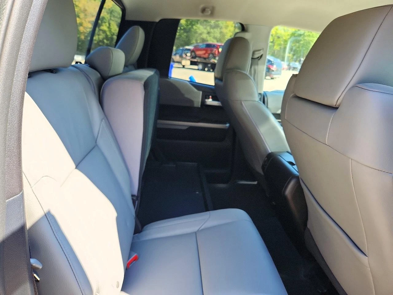 Toyota Tundra, снимка 10 - Автомобили и джипове - 56639783