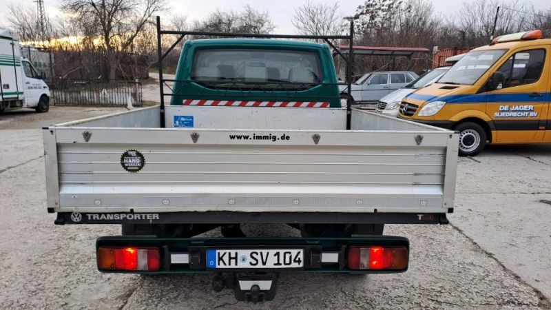 VW T5, снимка 5 - Бусове и автобуси - 48545200