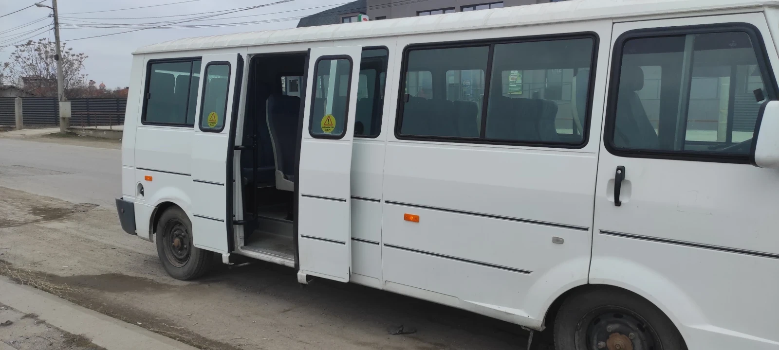 Peugeot J9 Пътнически - изображение 4