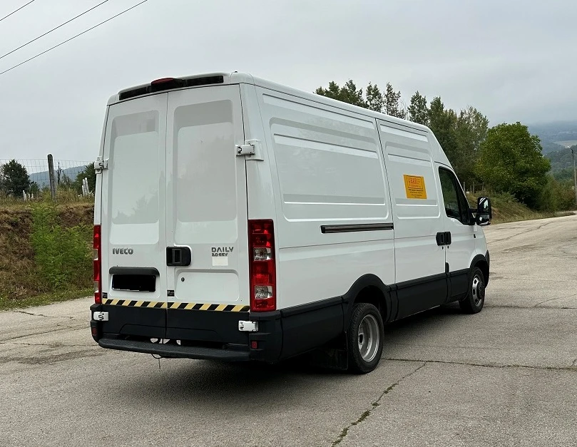 Iveco Daily 35C17* 3.0L* СРЕДНА БАЗА* до 3.5т N1 - изображение 6