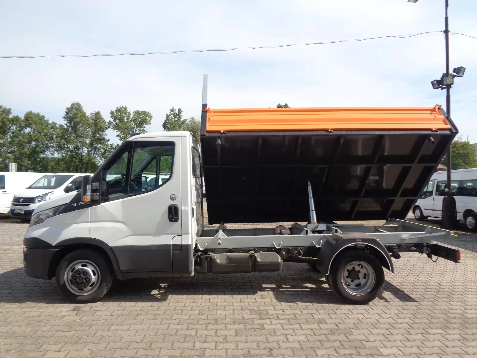 Iveco Daily 35c160 * 2.3 L * CLIMA - изображение 2