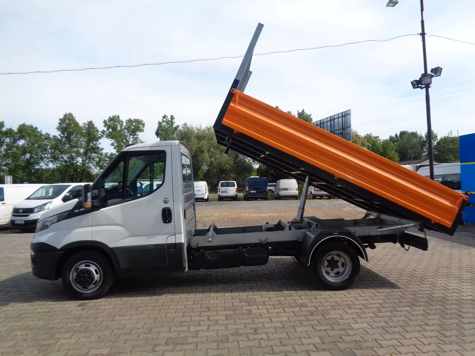 Iveco Daily 35c160 * 2.3 L * CLIMA - изображение 5