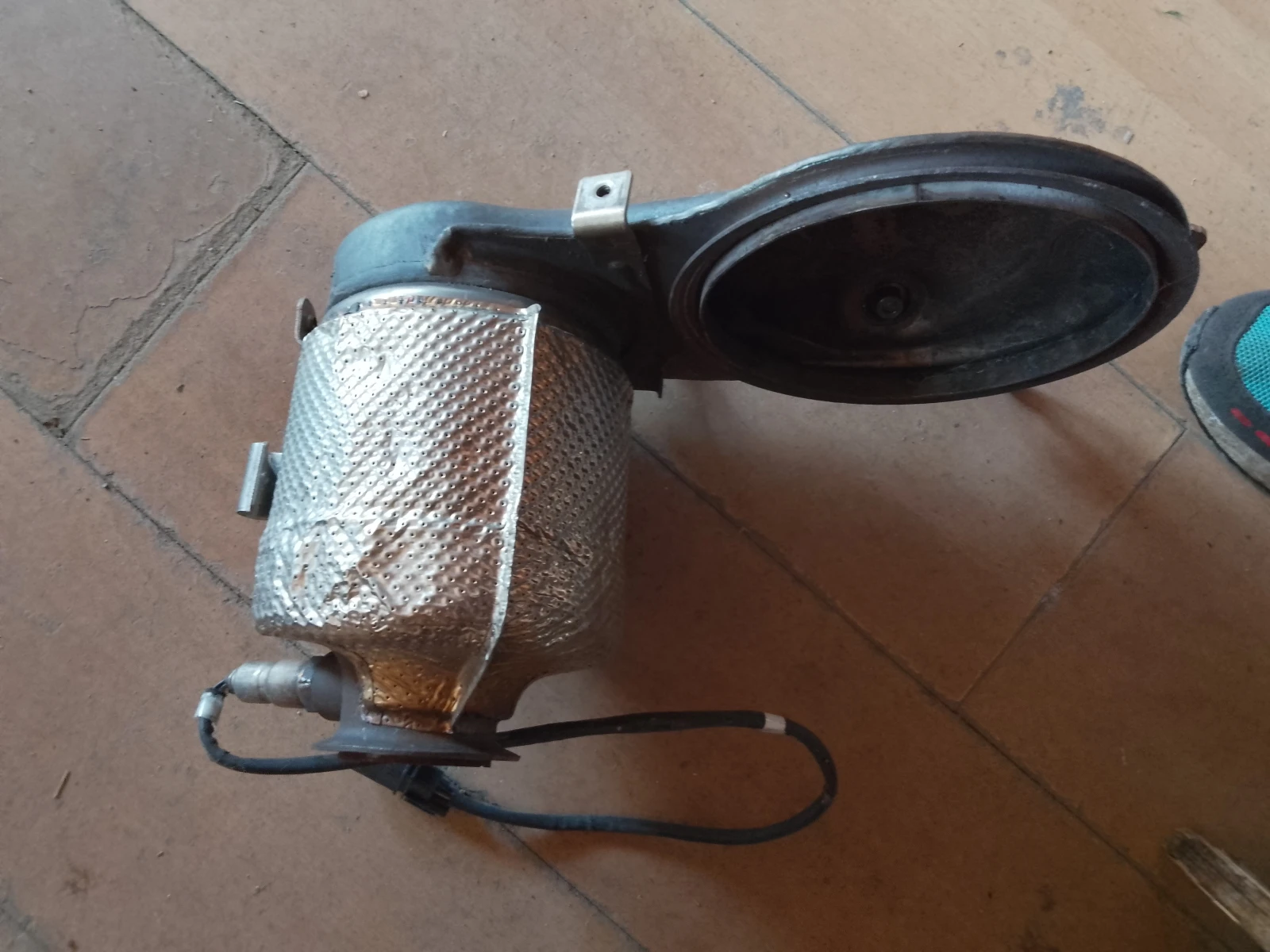 04L131902D      2.0  1.6 | Mobile.bg   2