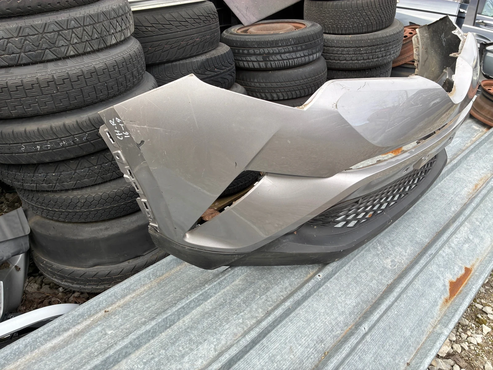 ������ �����+������� ������ Toyota Ch-R. 52119-F4010.16-19�.   | Mobile.bg � ����������� 4