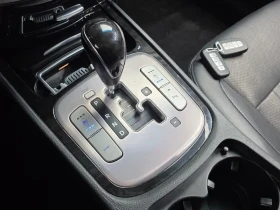 Hyundai Genesis 3.3, снимка 9