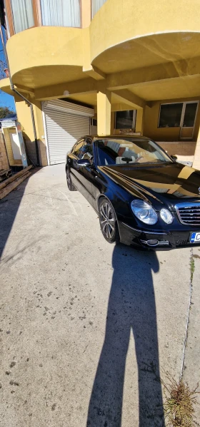 Mercedes-Benz E 320, снимка 4