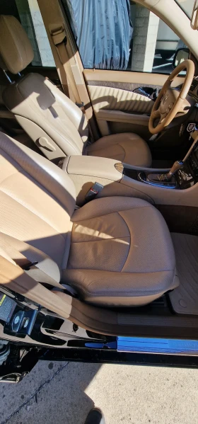 Mercedes-Benz E 320, снимка 9
