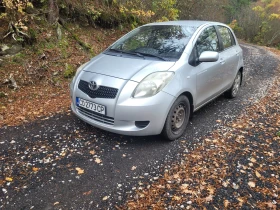 Toyota Yaris Toyota Yaris 1.0i бензин газ, снимка 1