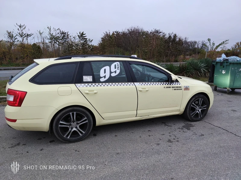 Skoda Octavia, снимка 4 - Автомобили и джипове - 47957724