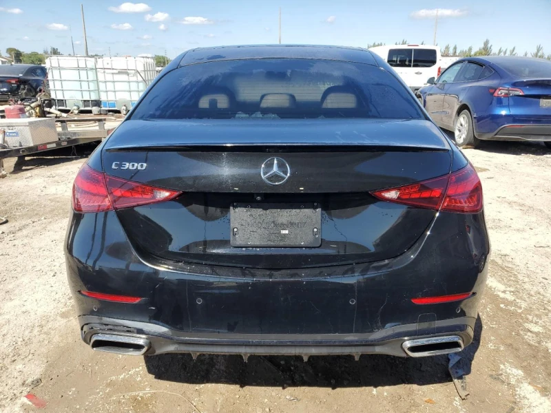 Mercedes-Benz C 300  NAVI * LED * CAMERA * BURMESTER * ПОДГРЕВ * ПАМЕТ, снимка 5 - Автомобили и джипове - 49414743