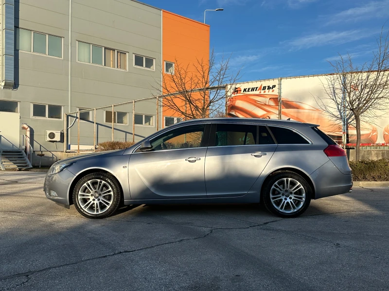 Opel Insignia 2.0i 220 к.с./4х4, снимка 2 - Автомобили и джипове - 49435004