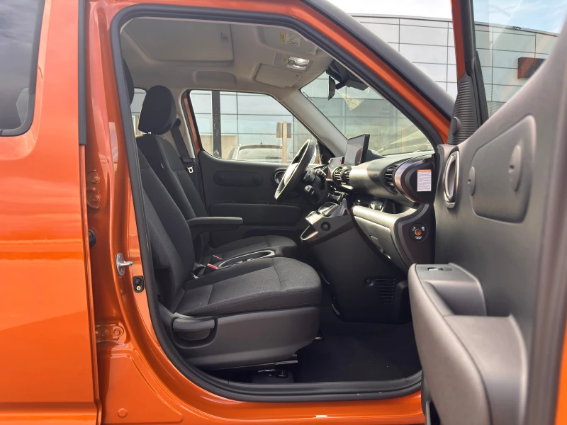 Hyundai Inster PREMIUM 49 KWH, снимка 11 - Автомобили и джипове - 52559307