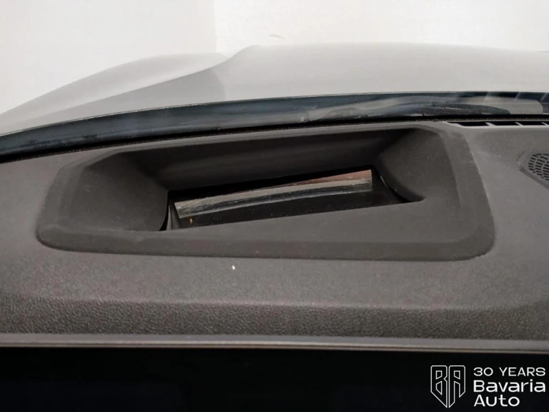 BMW 320 d xDrive M Sport Paket Touring, снимка 15 - Автомобили и джипове - 53177659