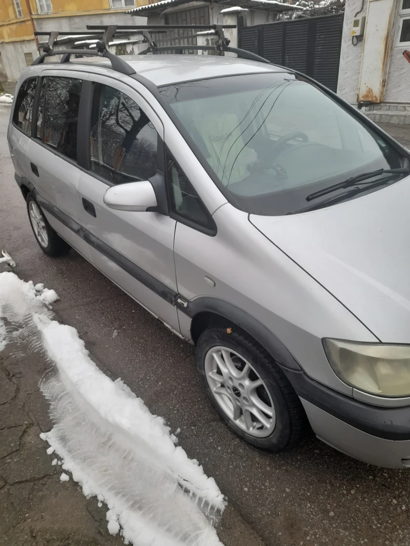 Opel Zafira, снимка 3 - Автомобили и джипове - 53354992