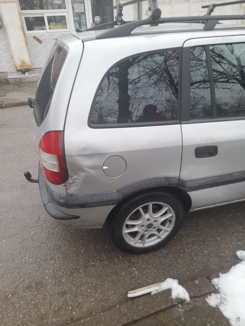 Opel Zafira, снимка 4 - Автомобили и джипове - 53354992