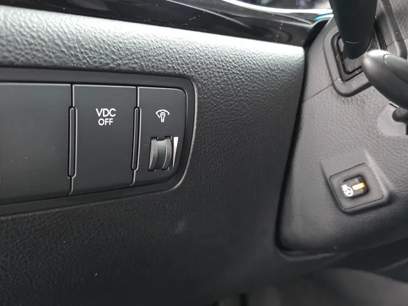 Hyundai Genesis 3.3, снимка 13 - Автомобили и джипове - 54615973