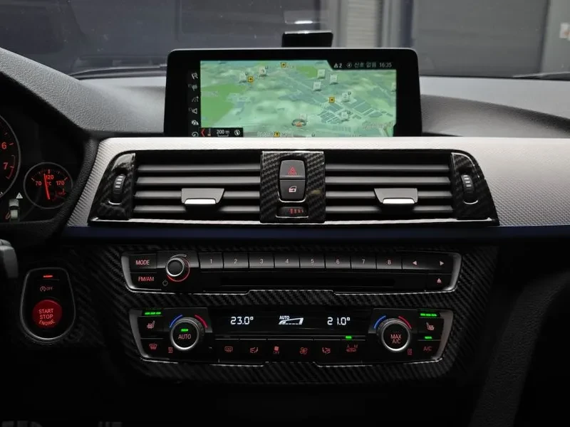 BMW 330 (F30) 330I M Sports, снимка 16 - Автомобили и джипове - 55123652