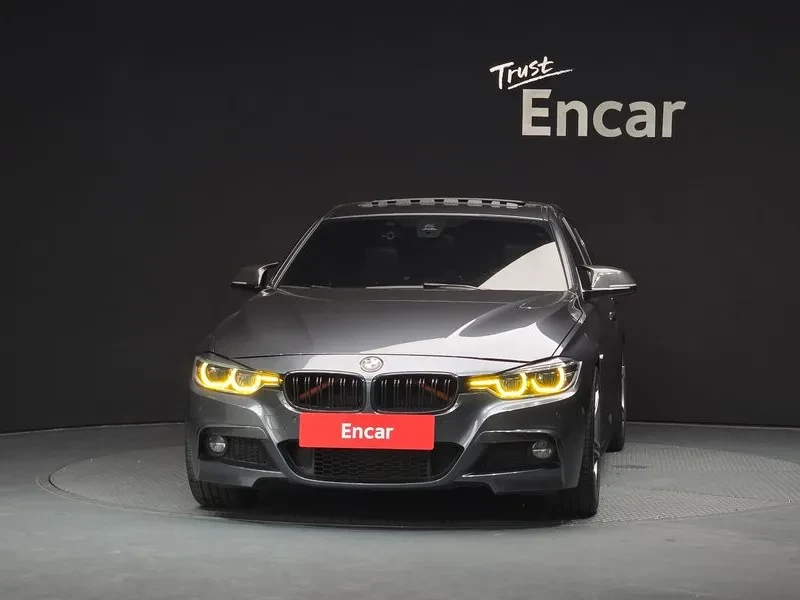 BMW 330 (F30) 330I M Sports, снимка 3 - Автомобили и джипове - 55123652