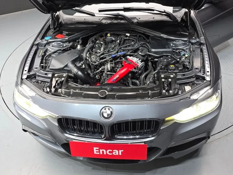 BMW 330 (F30) 330I M Sports, снимка 6 - Автомобили и джипове - 55123652