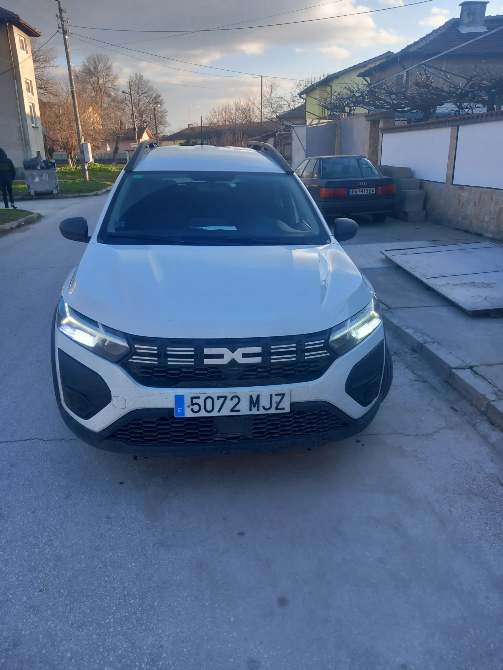 Dacia Jogger, снимка 1