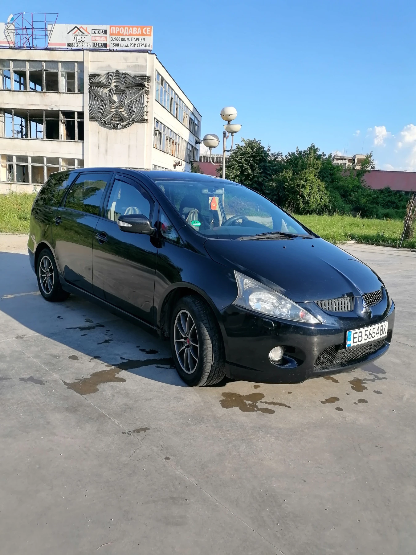 Mitsubishi Grandis 2.0  - изображение 2