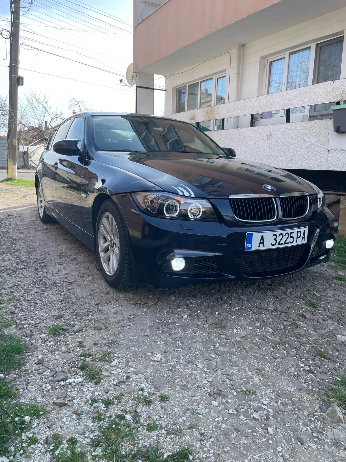 BMW 320  - изображение 2