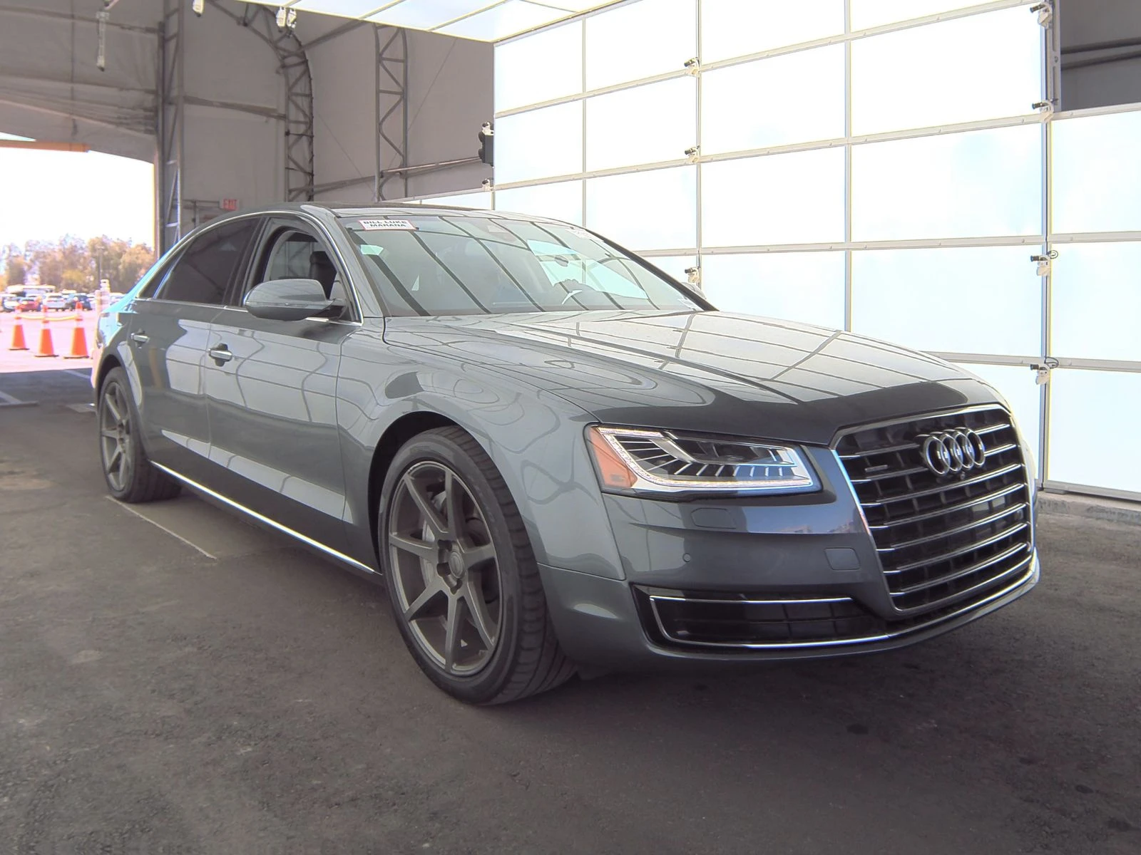 Audi A8 L* Head-Up* BLIND SPOT* MAСАЖ* ОБДУХВАНЕ* Панорама - изображение 3