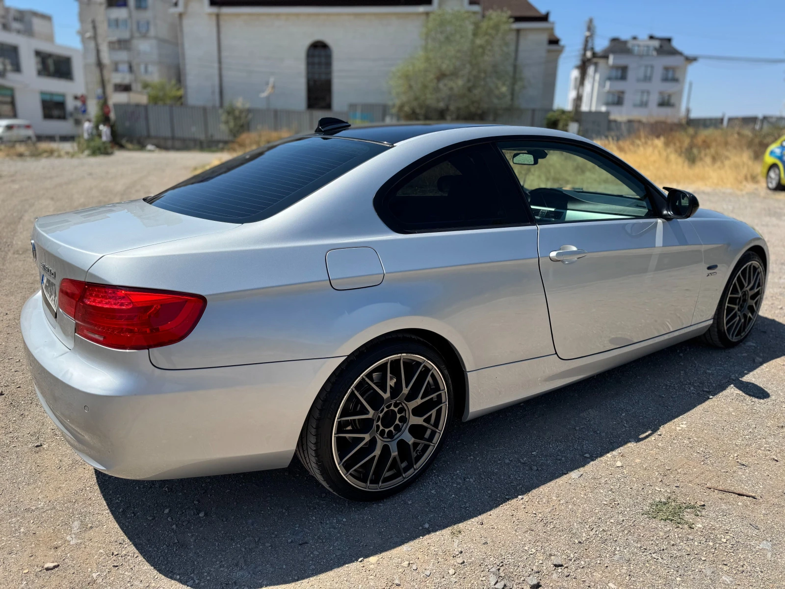 BMW 320 d, Е92 FaceLift, Navi, Keyless, сменена верига - изображение 4