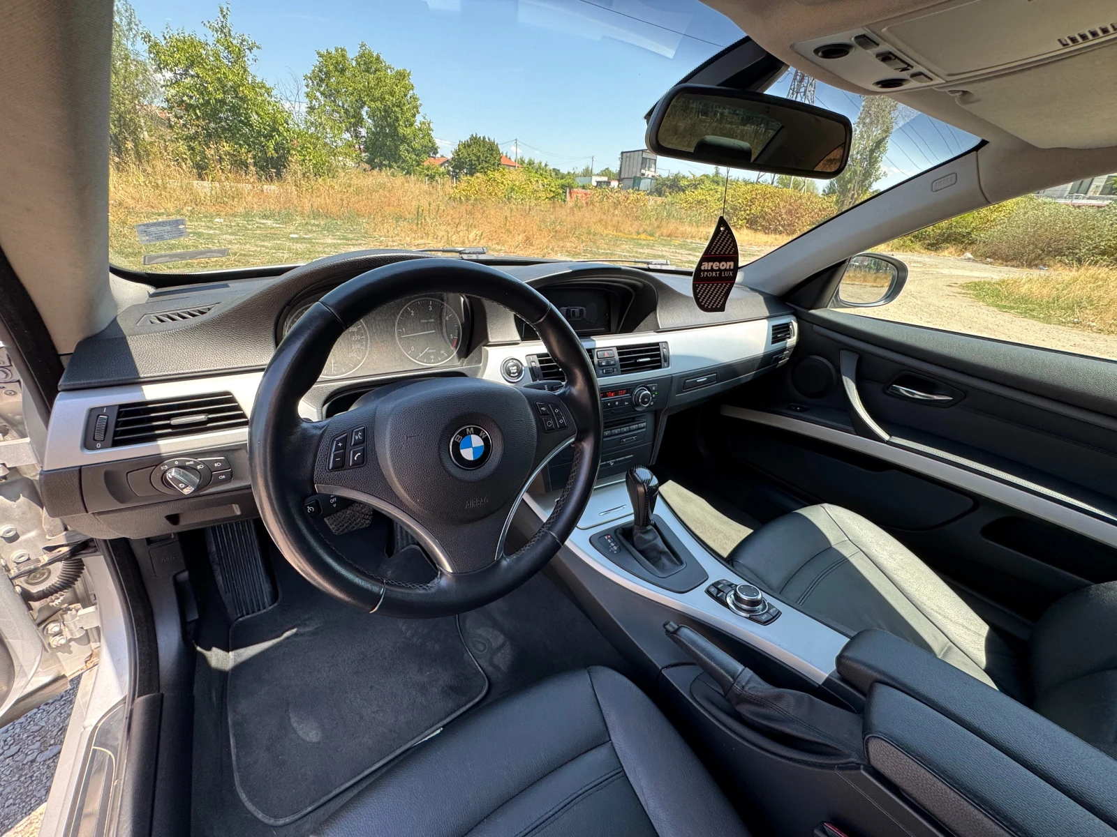 BMW 320 d, Е92 FaceLift, Navi, Keyless, сменена верига - изображение 8