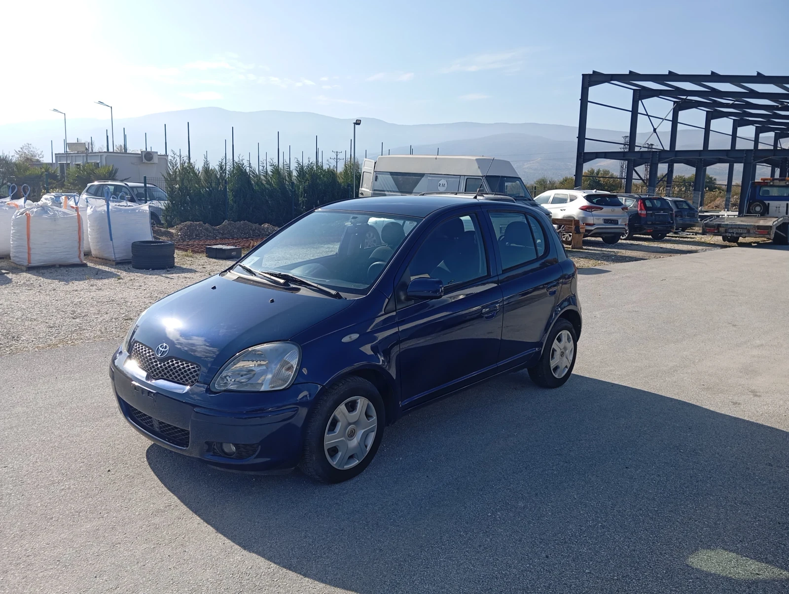 Toyota Yaris 1.3  бензин  - изображение 10