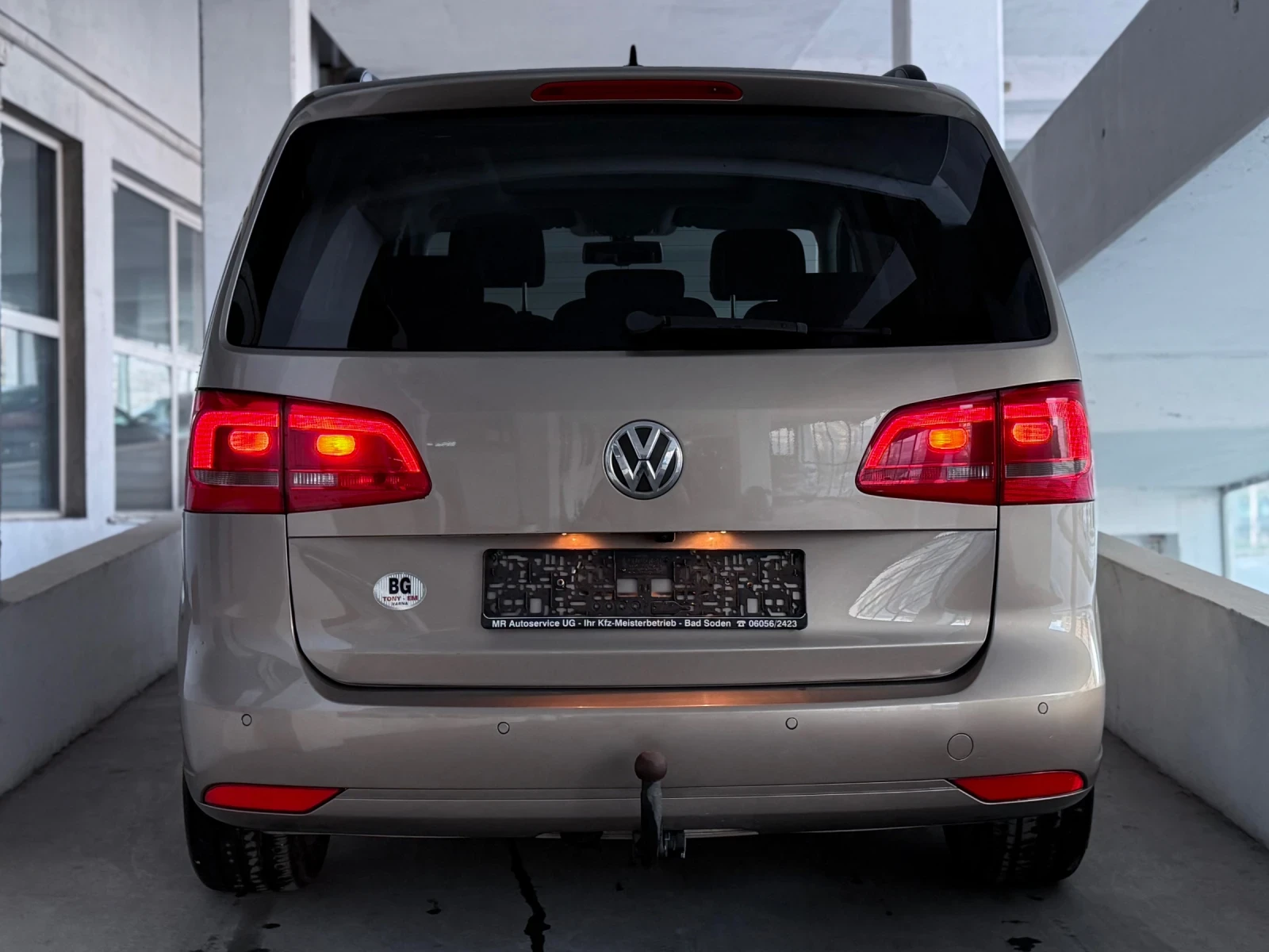 VW Touran 2, 0TDI 140hp DSG - изображение 4