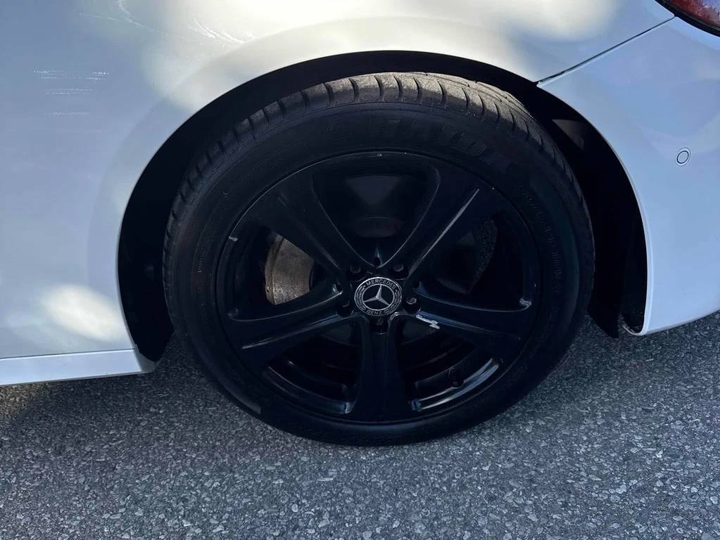 Mercedes-Benz E 300 * CARFAX *    | Mobile.bg   11