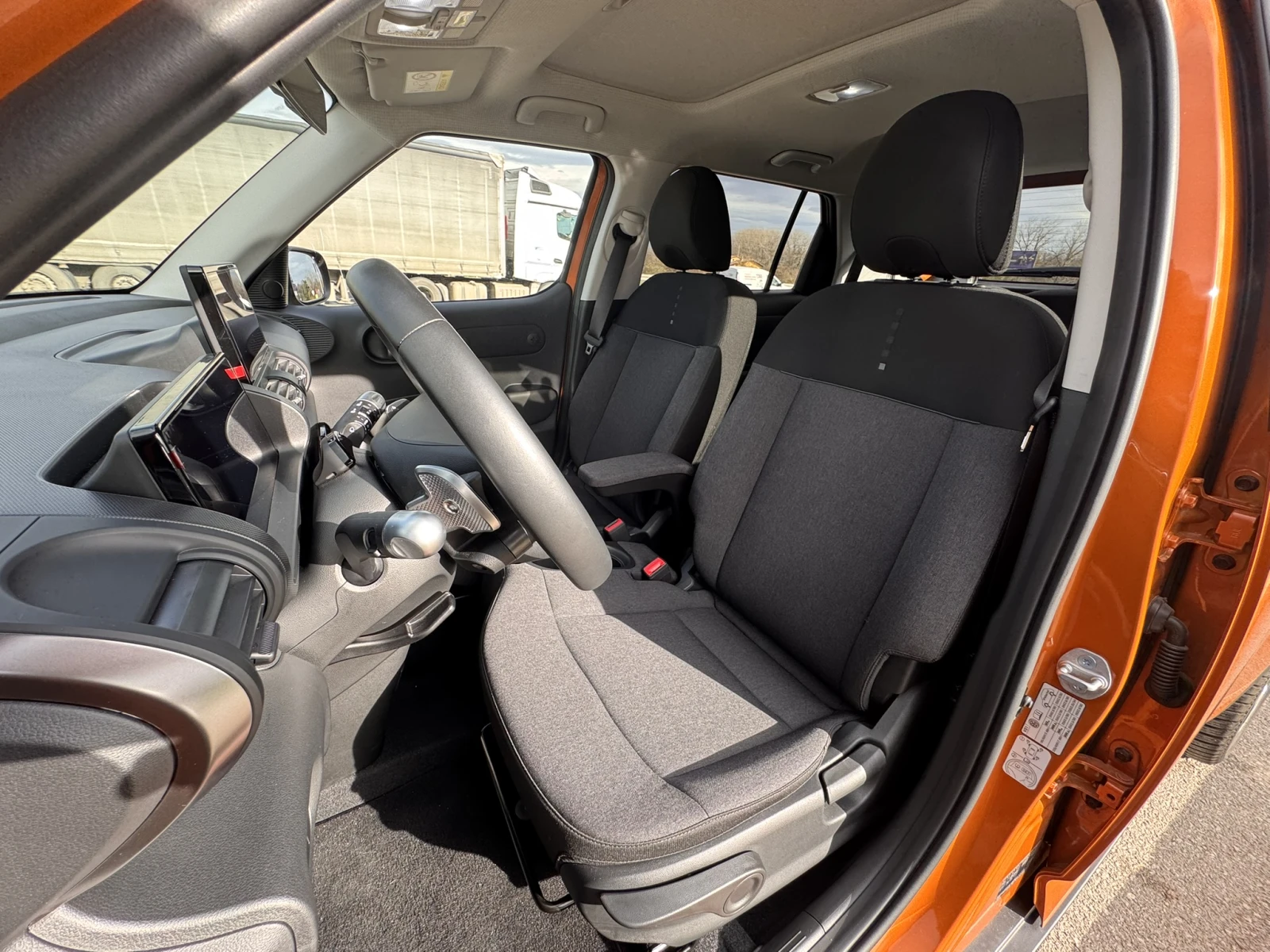 Hyundai Inster PREMIUM 49 KWH | Mobile.bg   10