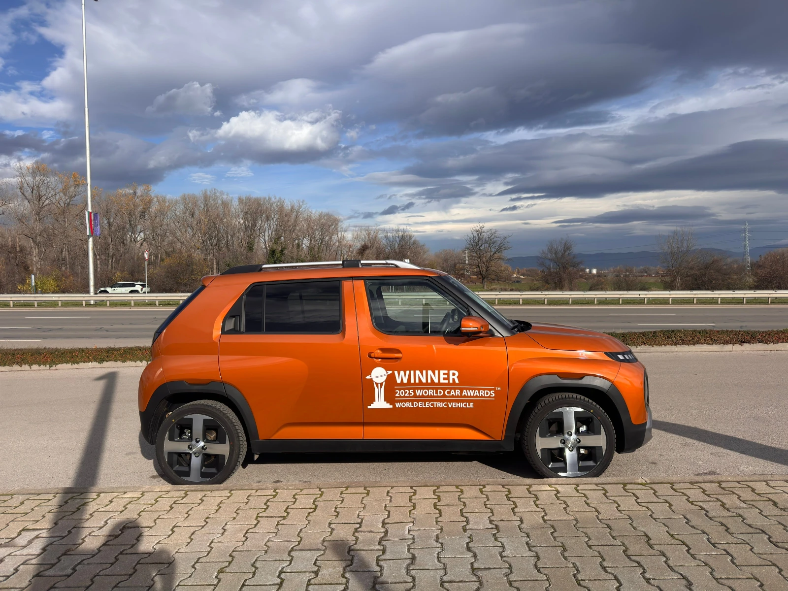 Hyundai Inster PREMIUM 49 KWH | Mobile.bg   4