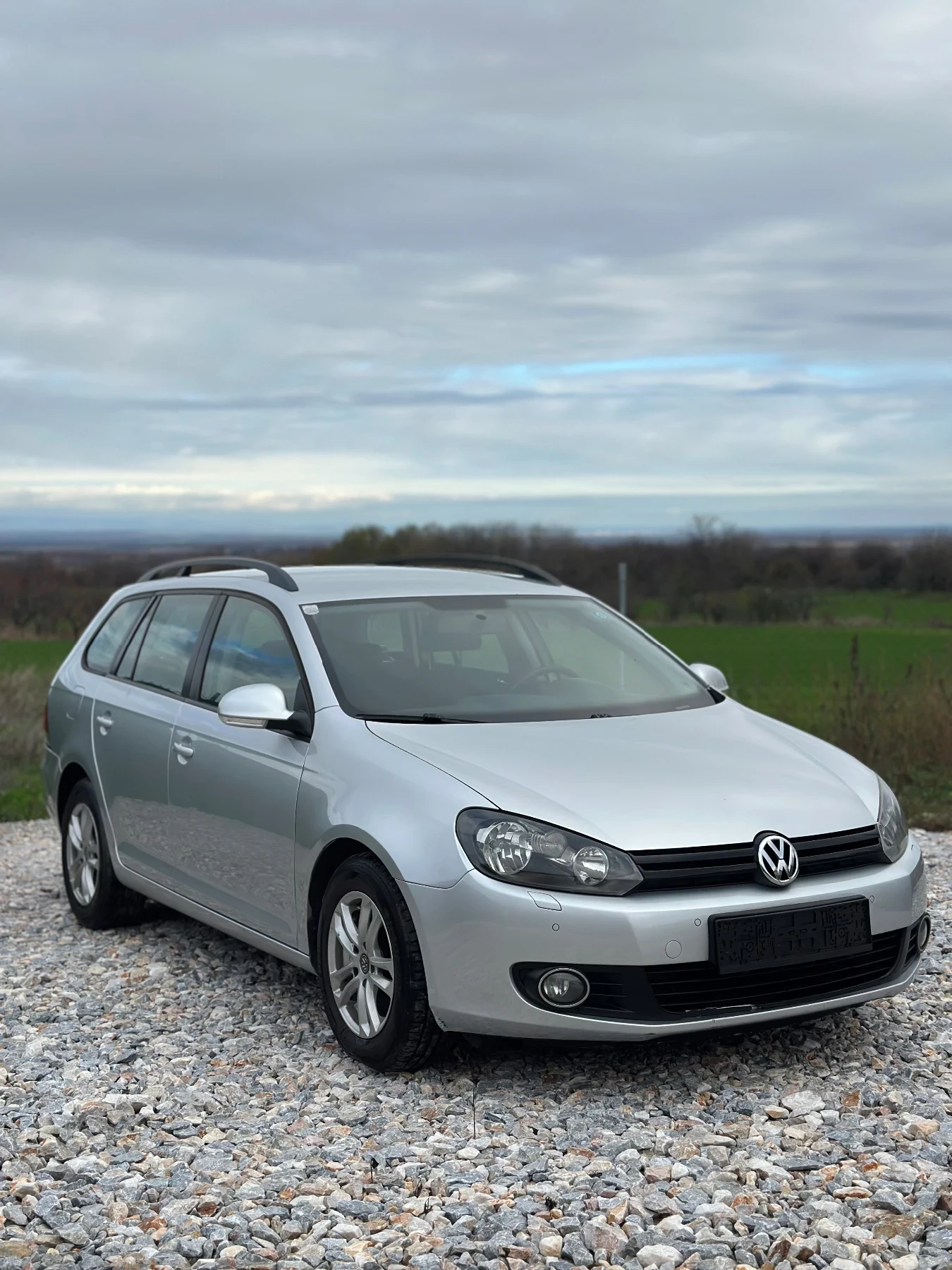 VW Golf Variant 1.6 TDI * ЛИЗИНГ*  - изображение 3