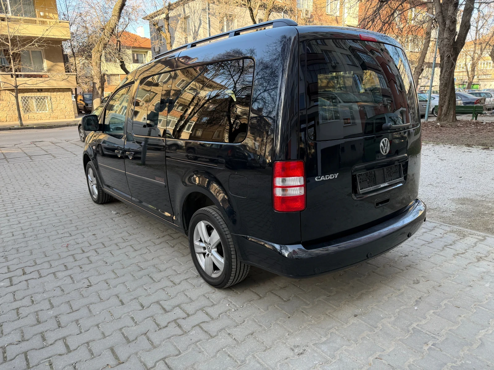 VW Caddy 2.0 Ecofuel Maxi фабричен метан сервизна история, снимка 9 - Автомобили и джипове - 53771732