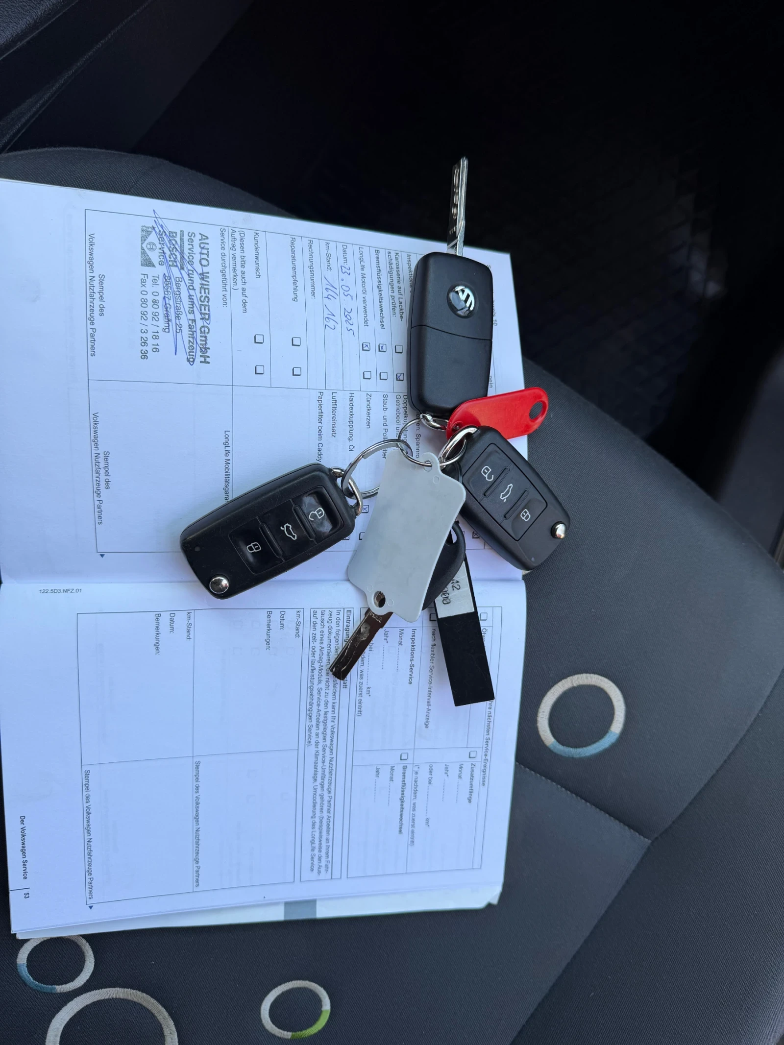 VW Caddy 2.0 Ecofuel Maxi фабричен метан сервизна история, снимка 17 - Автомобили и джипове - 53771732