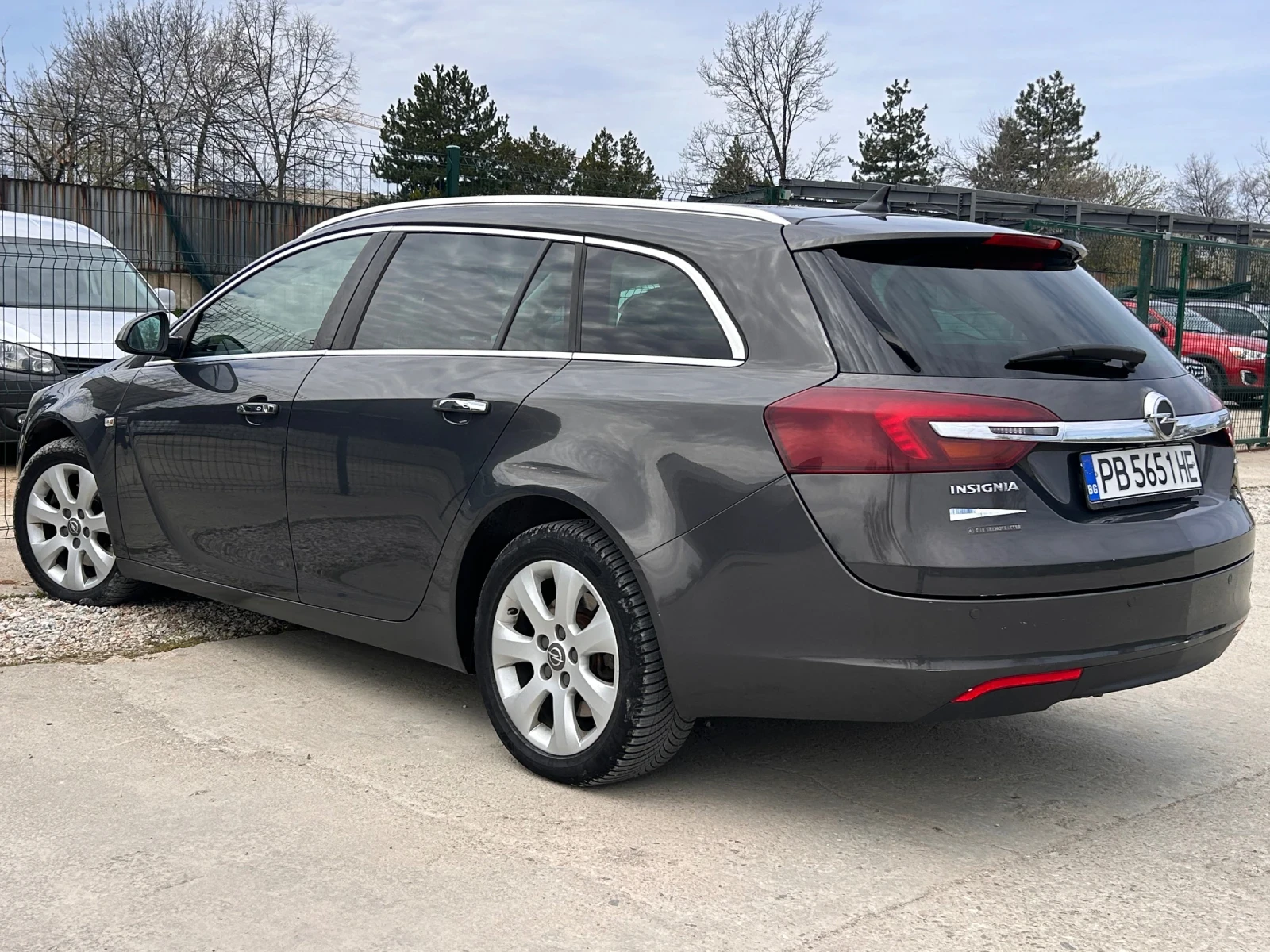 Opel Insignia Full pack, снимка 3 - Автомобили и джипове - 54041266