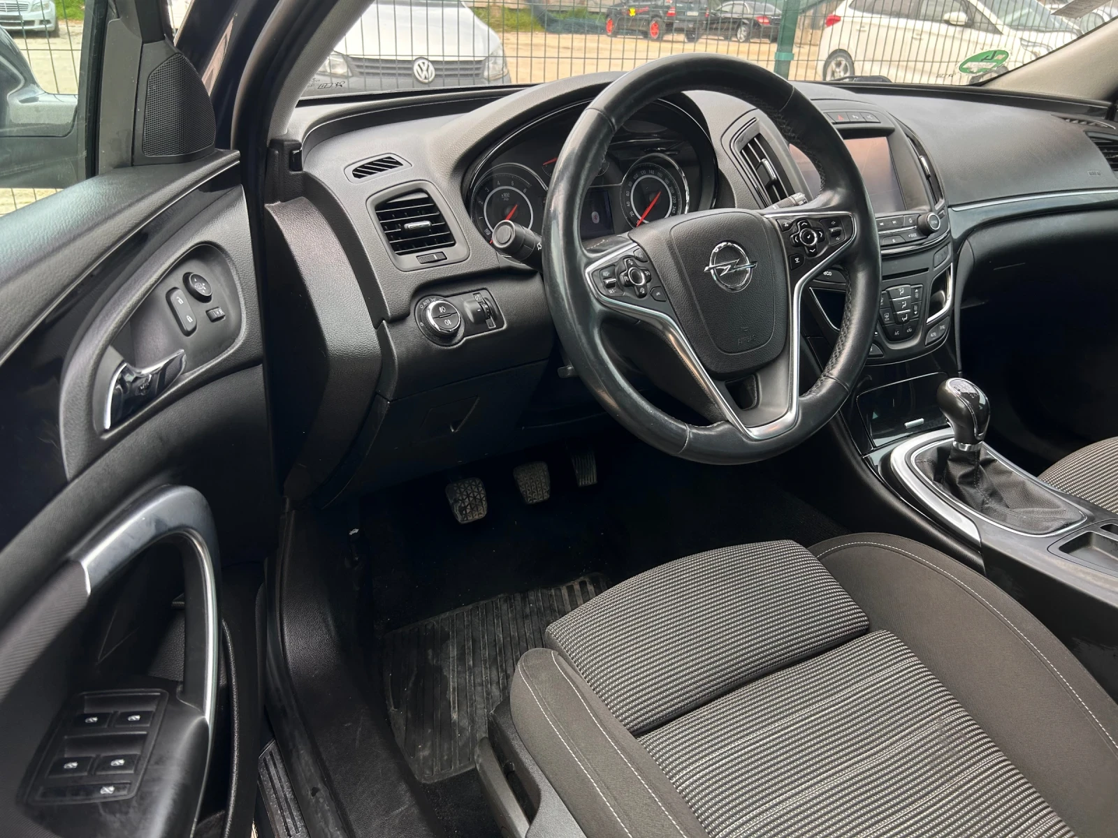 Opel Insignia Full pack, снимка 8 - Автомобили и джипове - 54041266