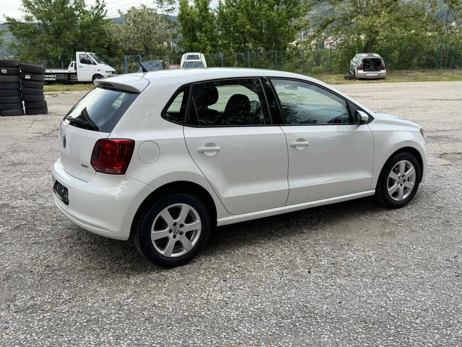 VW Polo 1.6 газ/бензин, снимка 4 - Автомобили и джипове - 54639632