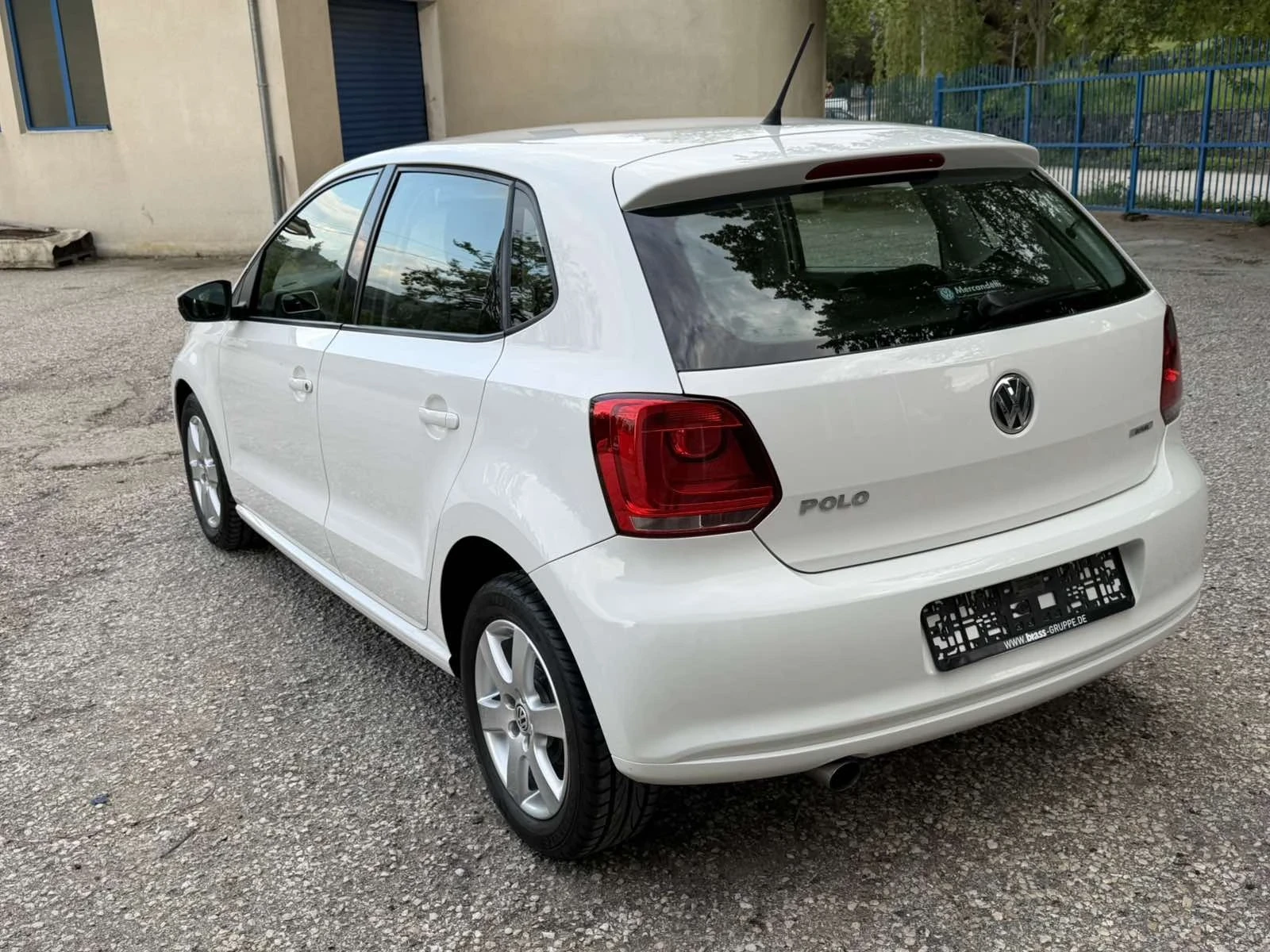 VW Polo 1.6 газ/бензин, снимка 6 - Автомобили и джипове - 54639632