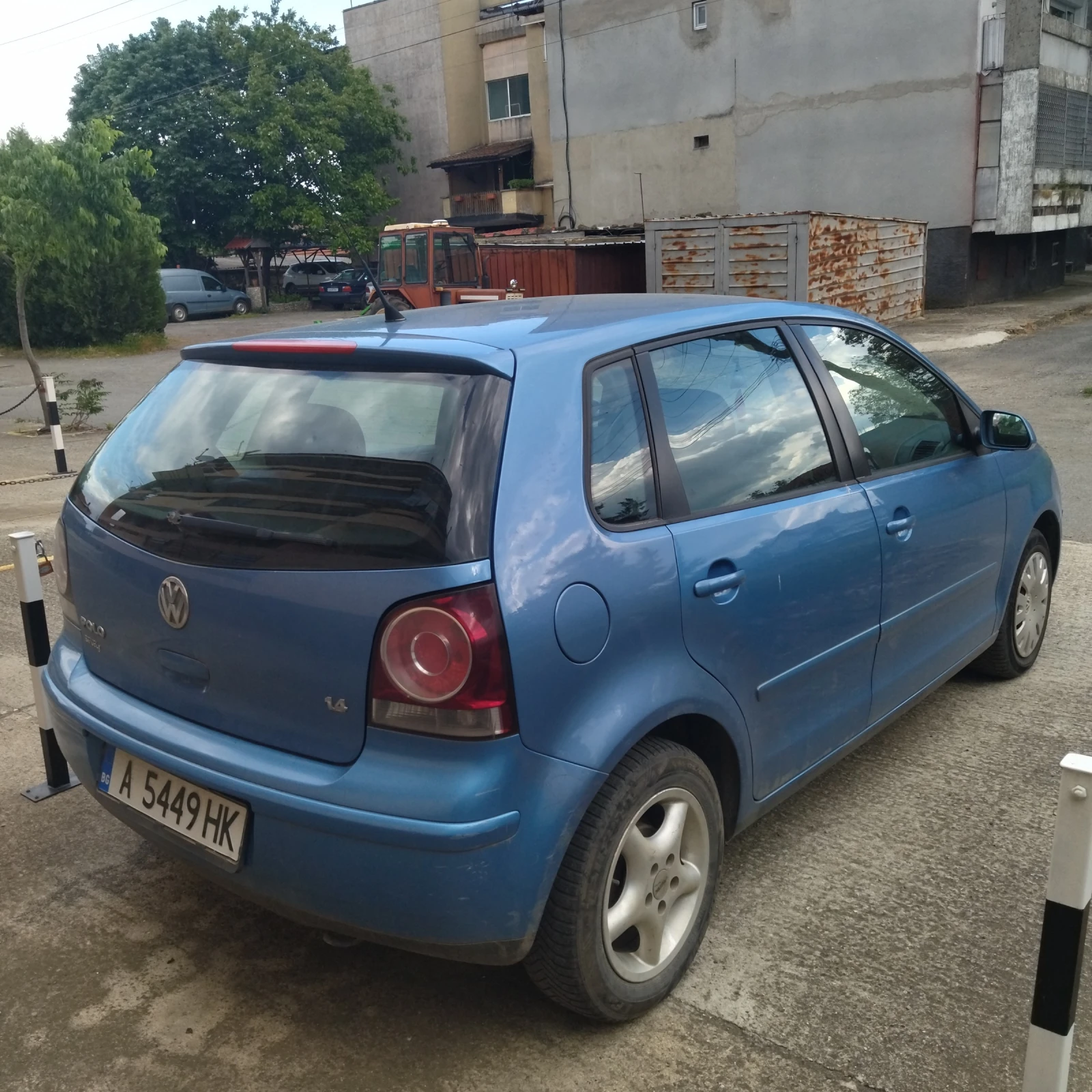 VW Polo 1.4 газ-бензин, снимка 14 - Автомобили и джипове - 54645723