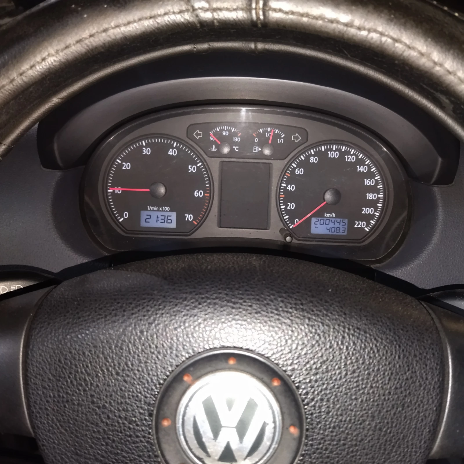 VW Polo 1.4 газ-бензин, снимка 2 - Автомобили и джипове - 54645723