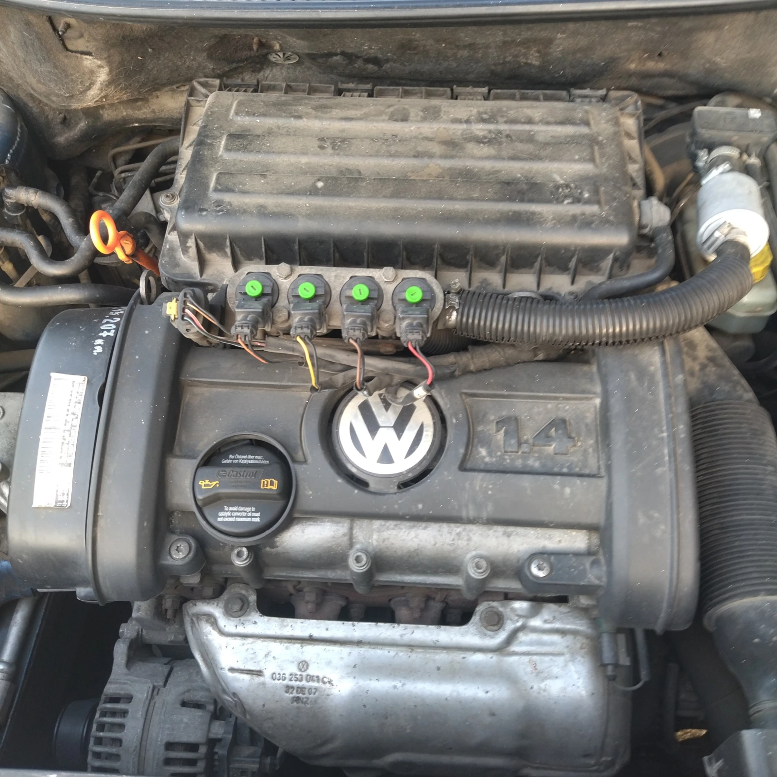 VW Polo 1.4 газ-бензин, снимка 6 - Автомобили и джипове - 54645723