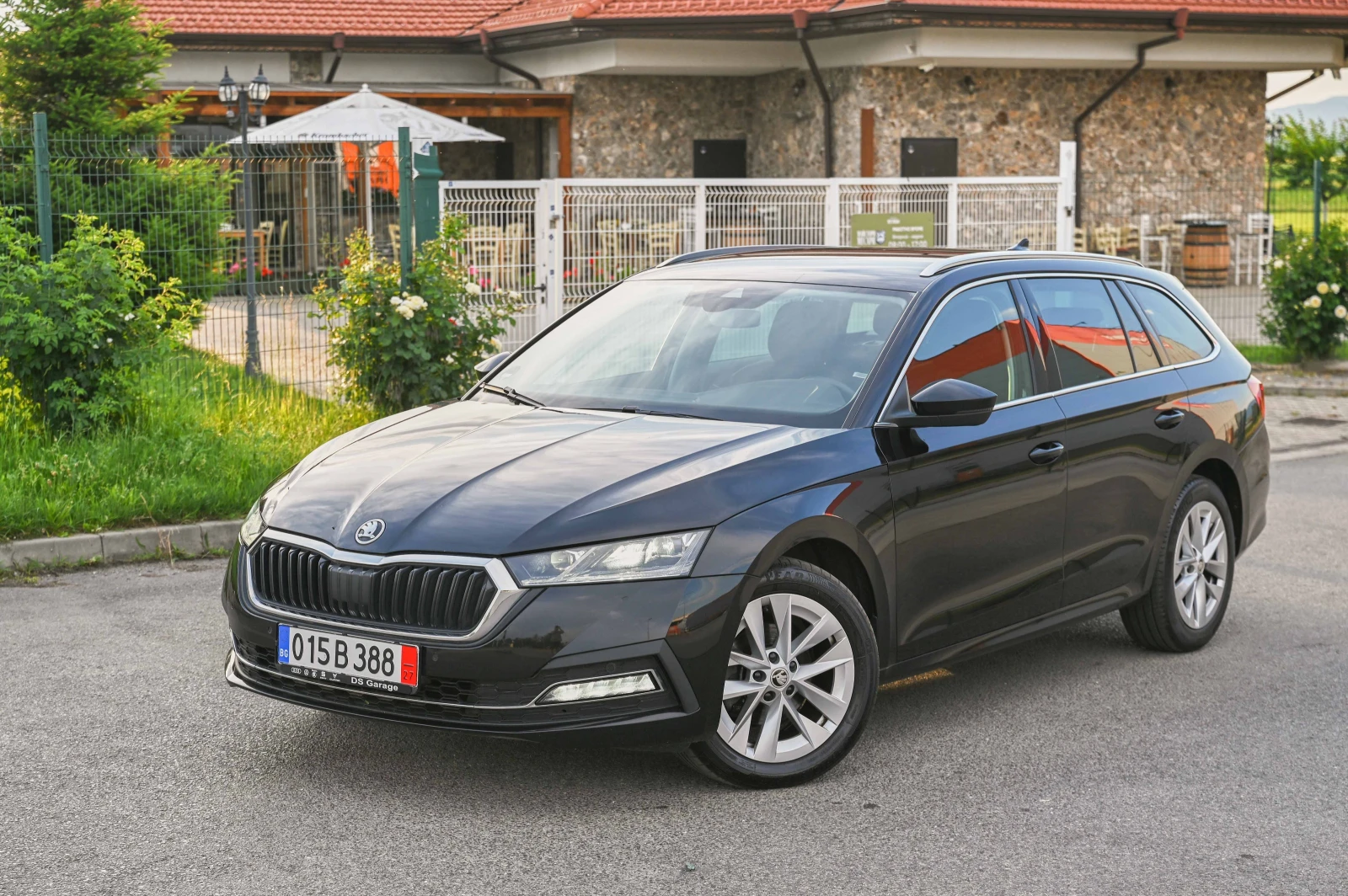 Skoda Octavia 2.0TDI* FirstEdition* КАМЕРА* MATRIX* ACC* Keyless, снимка 4 - Автомобили и джипове - 54943728