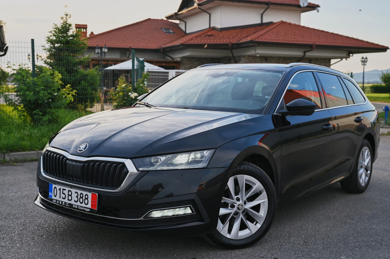Skoda Octavia 2.0TDI* FirstEdition* ������* MATRIX* ACC* Keyless | Mobile.bg � ����������� 1