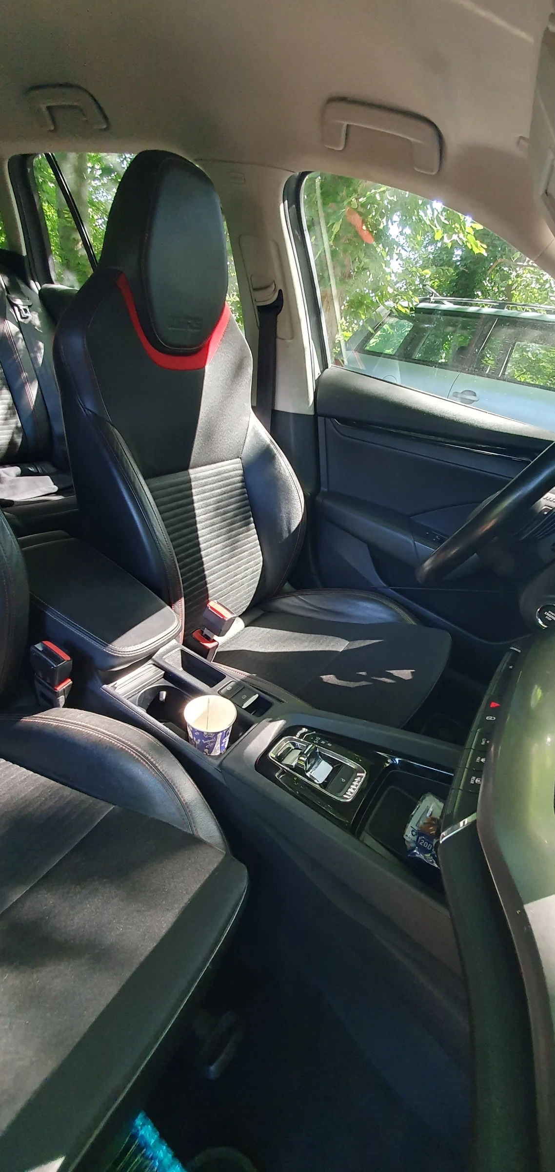 Skoda Octavia DSG7 DIGITAL NAVI NARDO GREY , снимка 8 - Автомобили и джипове - 54985702