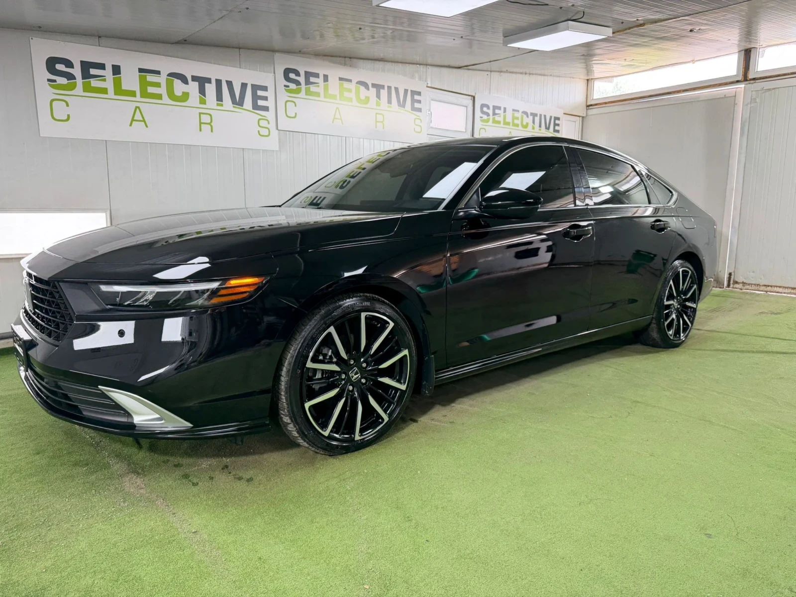 Honda Accord 2.0 Hybrid* Touring* Head up* 2024* , снимка 3 - Автомобили и джипове - 54995014