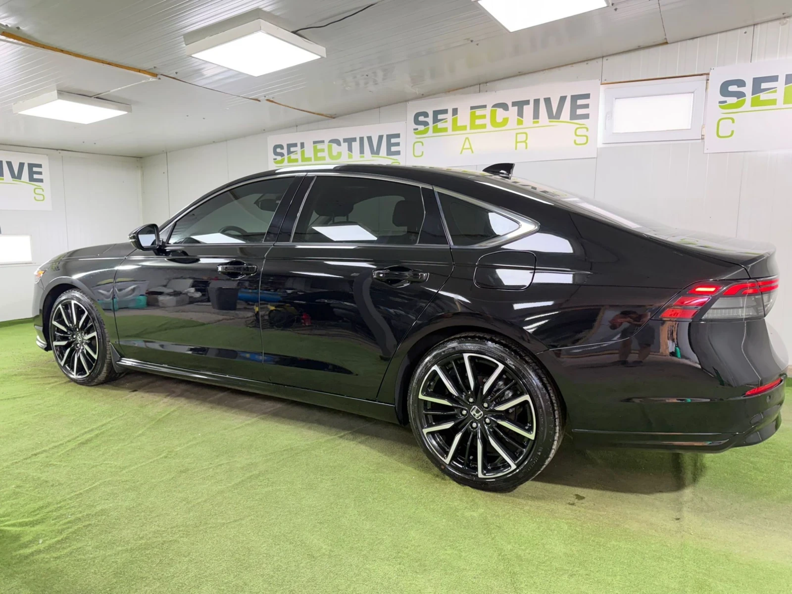 Honda Accord 2.0 Hybrid* Touring* Head up* 2024* , снимка 4 - Автомобили и джипове - 54995014