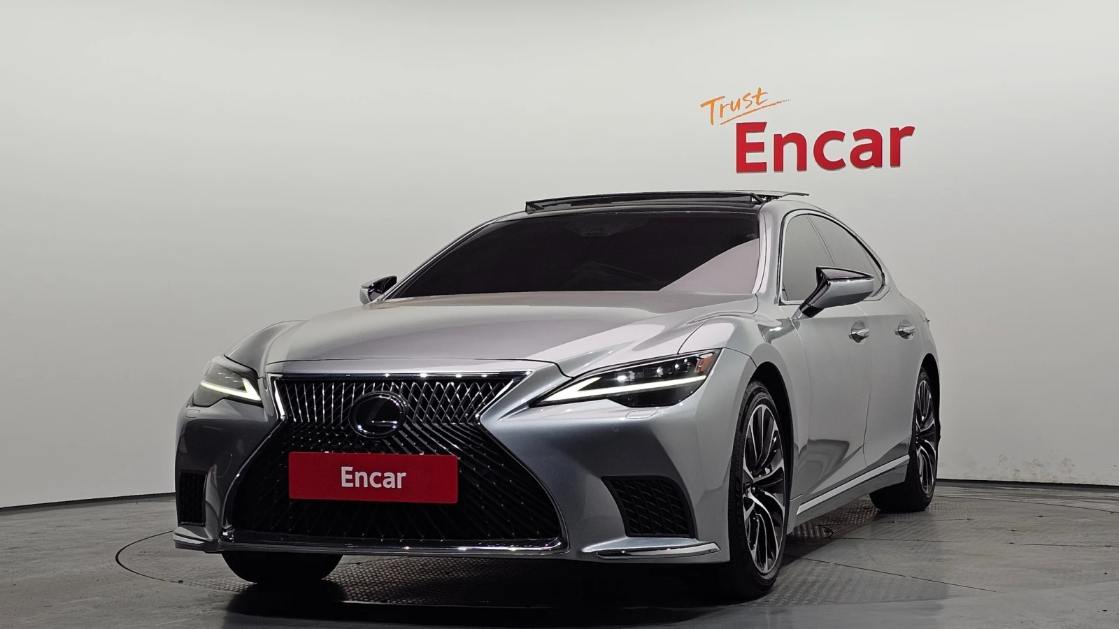 Lexus LS 500 * Luxury* 3.5AWD* HEADUP* , снимка 2 - Автомобили и джипове - 55093635